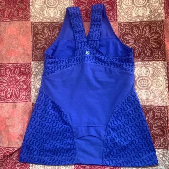 Lululemon deep v neck tank - Picture 3 of 6